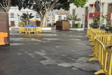  Limpieza retira decenas de toneladas de residuos de la Noche de San Juan en Telde/TA.